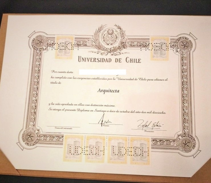 Venta de títulos universitarios legales en Chile